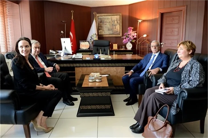 Angeline Jolie Mardin'de!