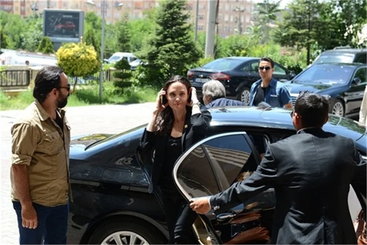 Angeline Jolie Mardin'de!