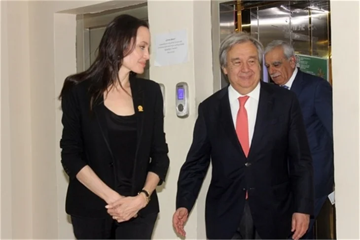 Angeline Jolie Mardin'de!