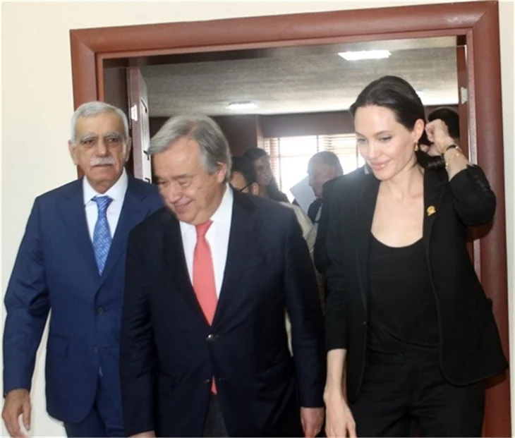 Angeline Jolie Mardin'de!