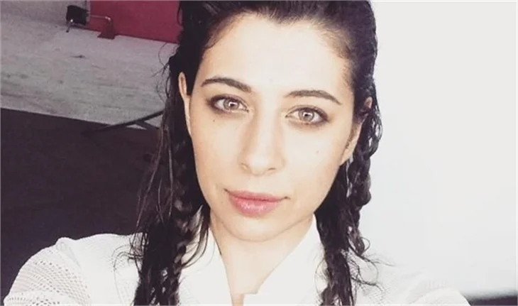 Survivor Begüm'ün aşk bilmecesi!