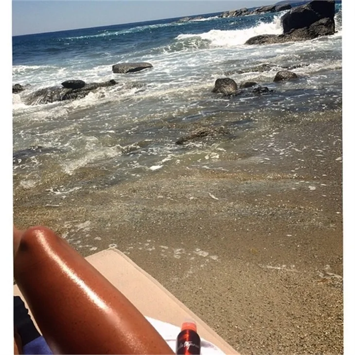 Mykonos ikoncanı Eda Taşpınar