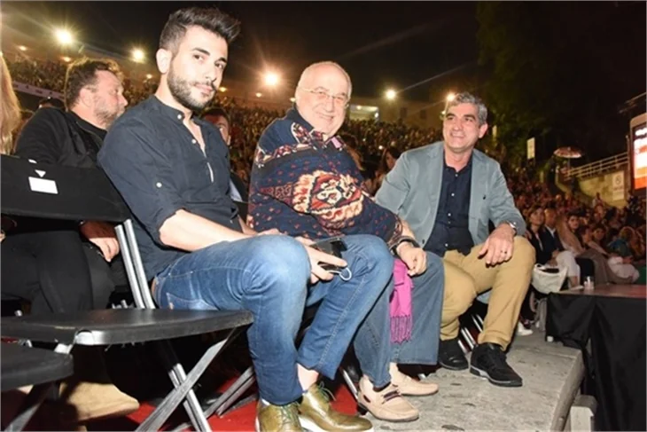 Ajda Pekkan yaktı geçti!