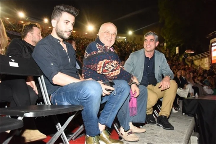 Ajda Pekkan yaktı geçti!