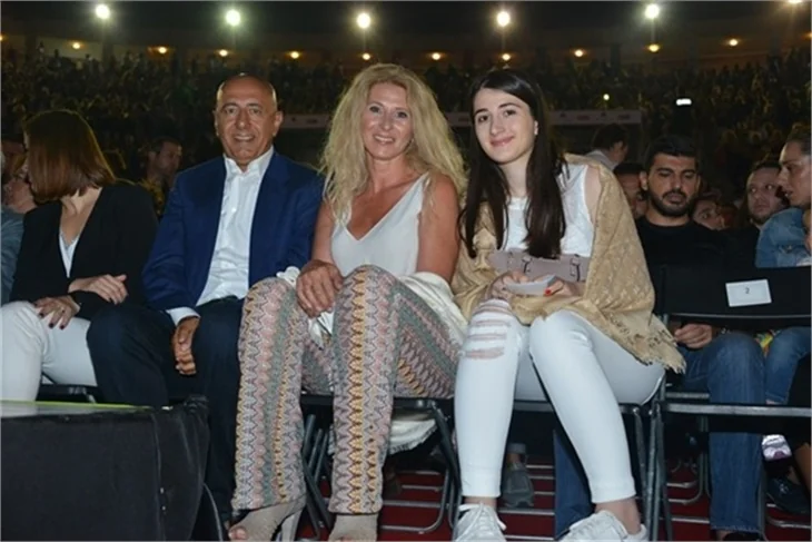 Ajda Pekkan yaktı geçti!