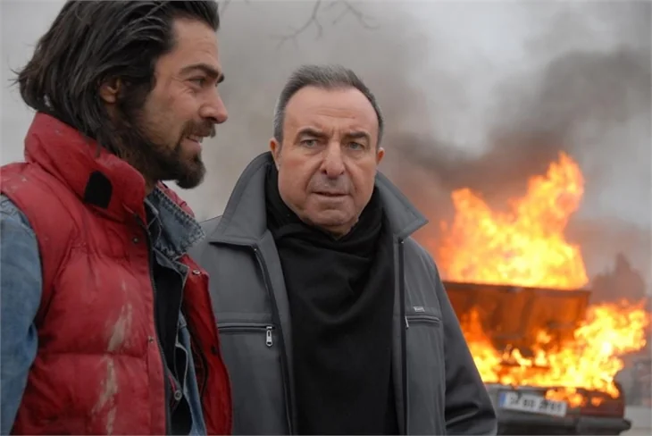 Arka Sokaklar'ın final kararı sosyal medyayı salladı!