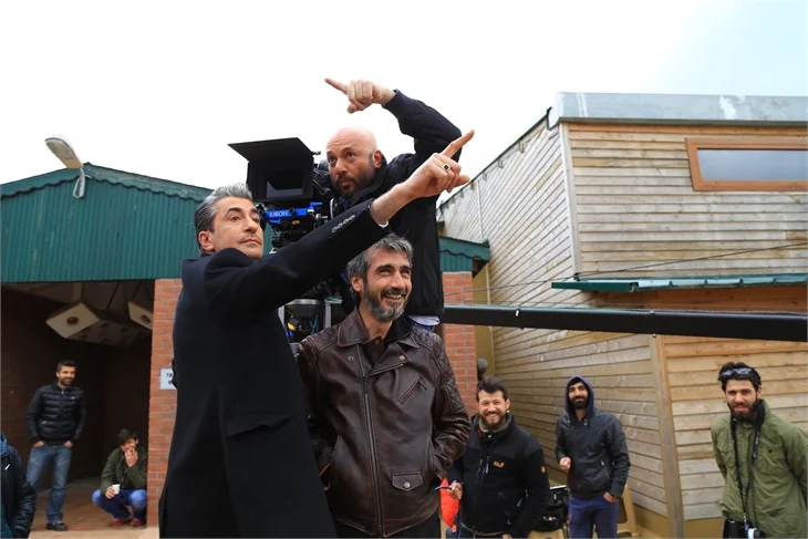 Paramparça dizisinin kamera arkası görüntüleri