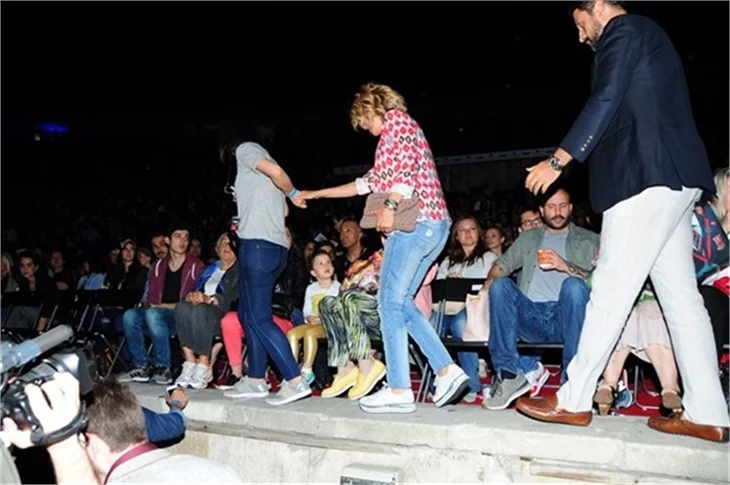 MFÖ konserine ünlü akını!