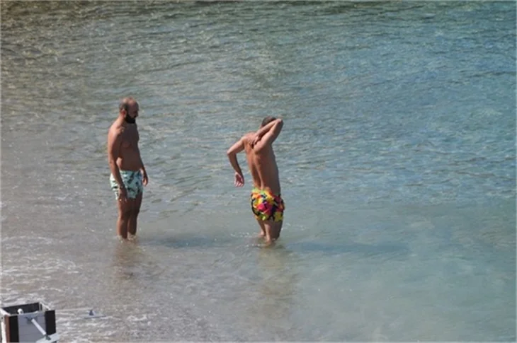 Ünlü futbolcuların tatil keyfi!