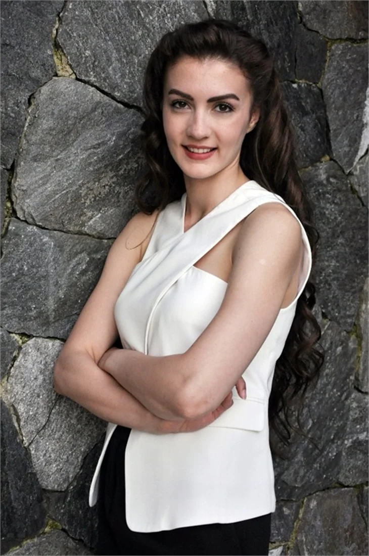 Burcu Özberk, Güneşin Kızları'nı anlattı!
