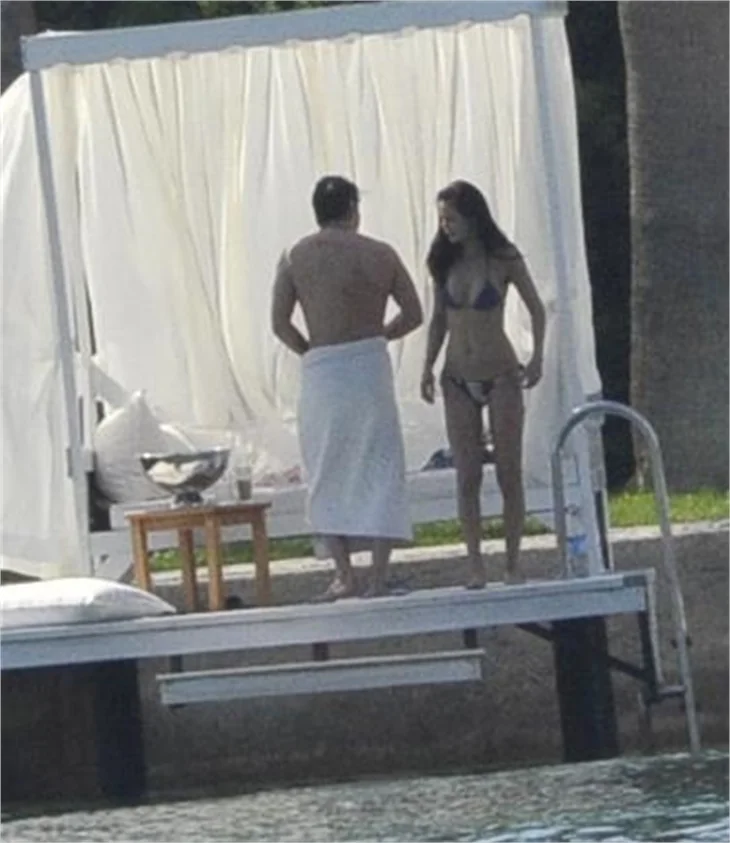 Ebru Şallı ve Sinan Akçıl'ın barış tatili