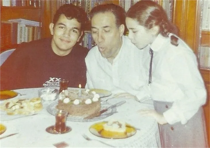 Hiç görmediğiniz Kemal Sunal fotoğrafları...