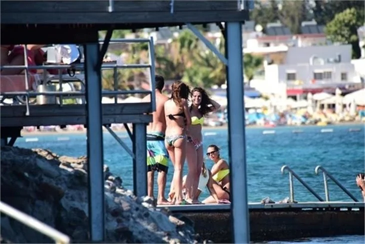Berrak Tüzünataç'ın Instyle röportajı