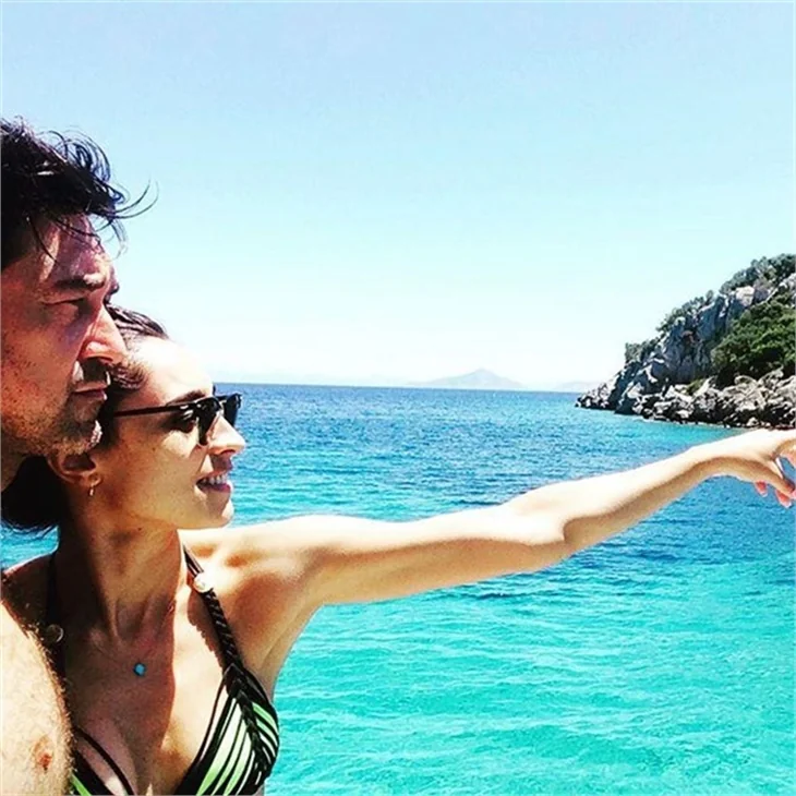 Burak Hakkı ve sevgilisinin romantik tatili