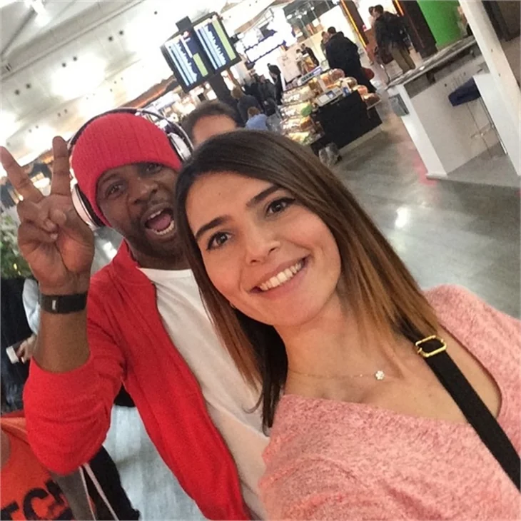 Survivor yarışmacılarını taşıyan uçak havada arıza yaptı