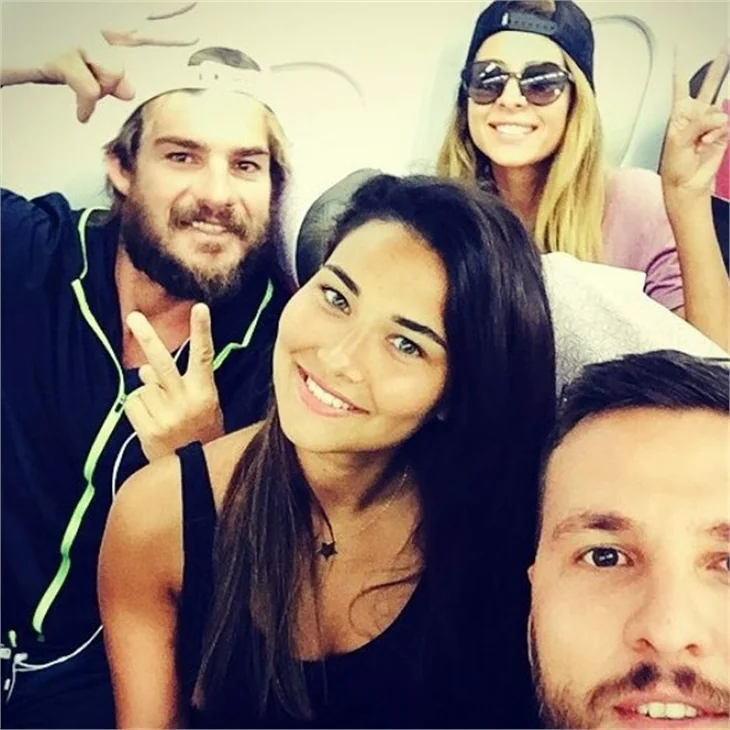 Survivor yarışmacılarını taşıyan uçak havada arıza yaptı