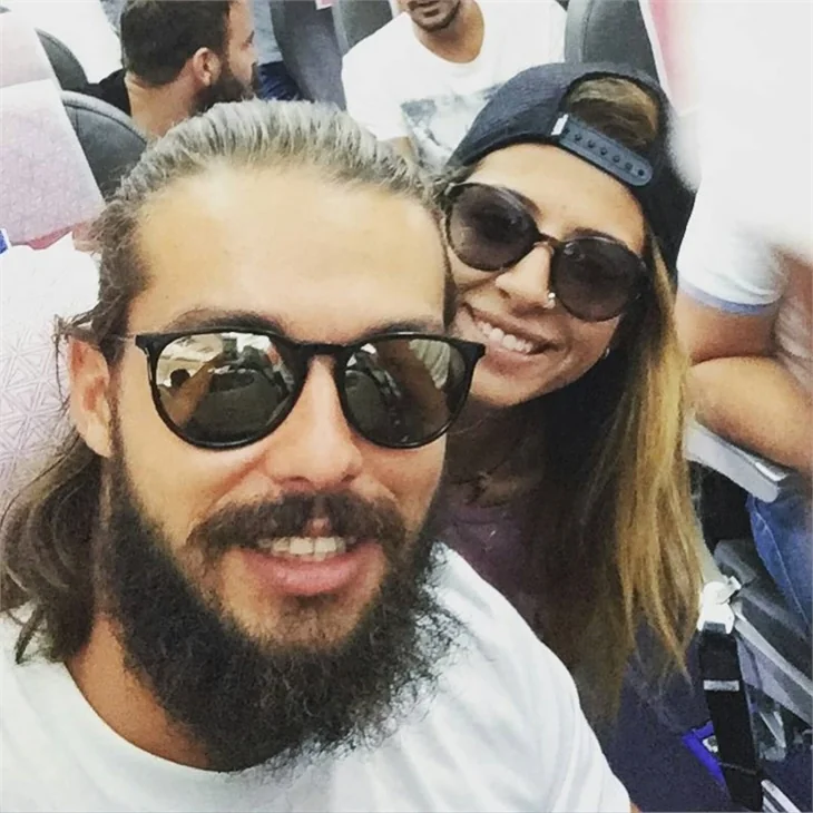 Survivor yarışmacılarını taşıyan uçak havada arıza yaptı