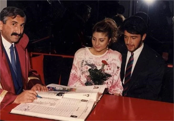 Ünlü çiftlerin nikah fotoğrafları