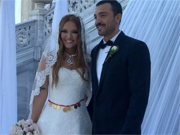 Ünlü çiftlerin nikah fotoğrafları