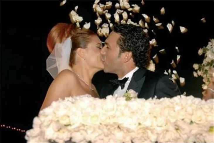 Ünlü çiftlerin nikah fotoğrafları