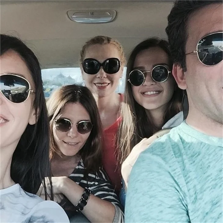 Güneşin Kızları'nın kamera arkasından fotoğraflar
