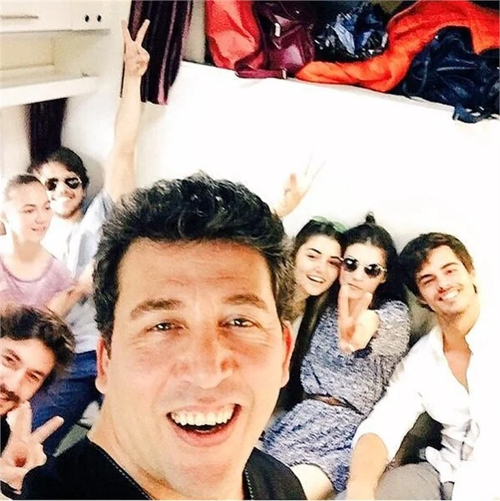 Güneşin Kızları'nın kamera arkasından fotoğraflar