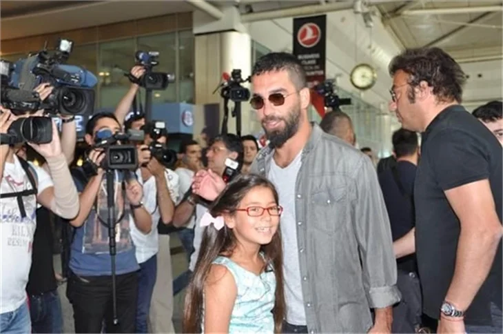 Arda Turan imza için Barcelona'ya gitti