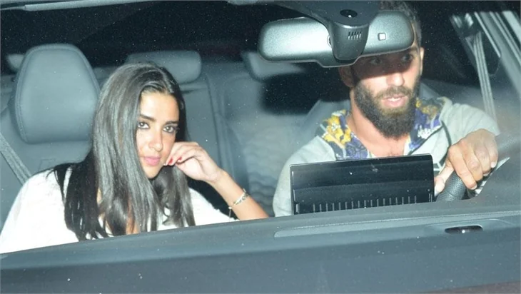 Arda Turan transferi Aslıhan ile kutladı