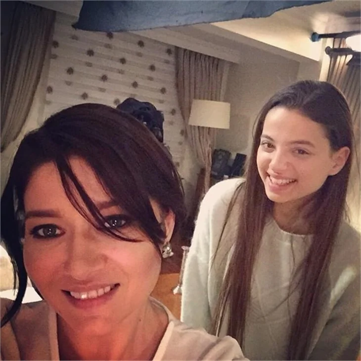 Paramparça'nın Cansu'su Leyla Tanlar tatilde