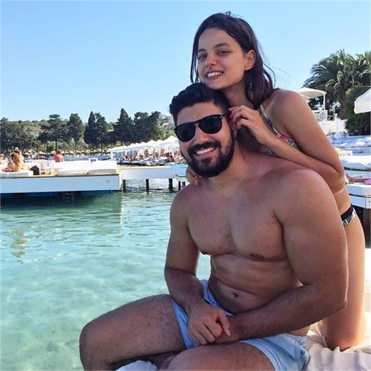 Paramparça'nın Cansu'su Leyla Tanlar tatilde
