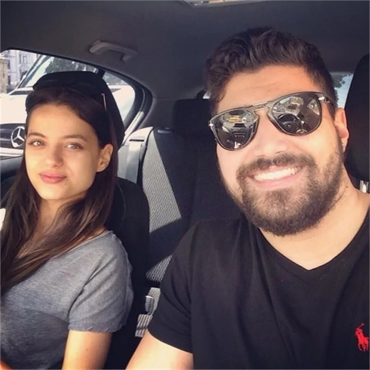 Paramparça'nın Cansu'su Leyla Tanlar tatilde