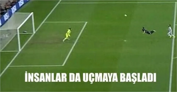 Van Persie geldi sosyal medya patladı!
