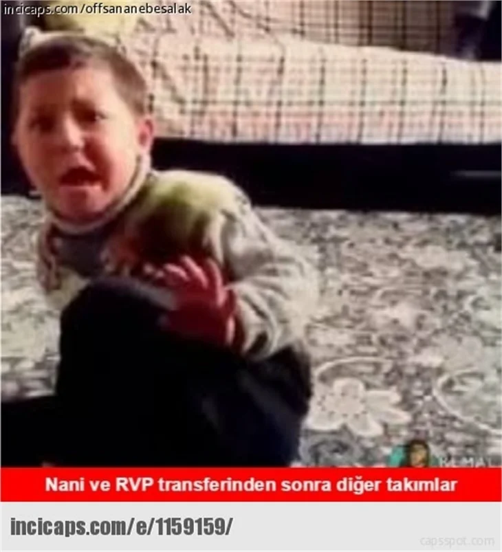 Van Persie geldi sosyal medya patladı!