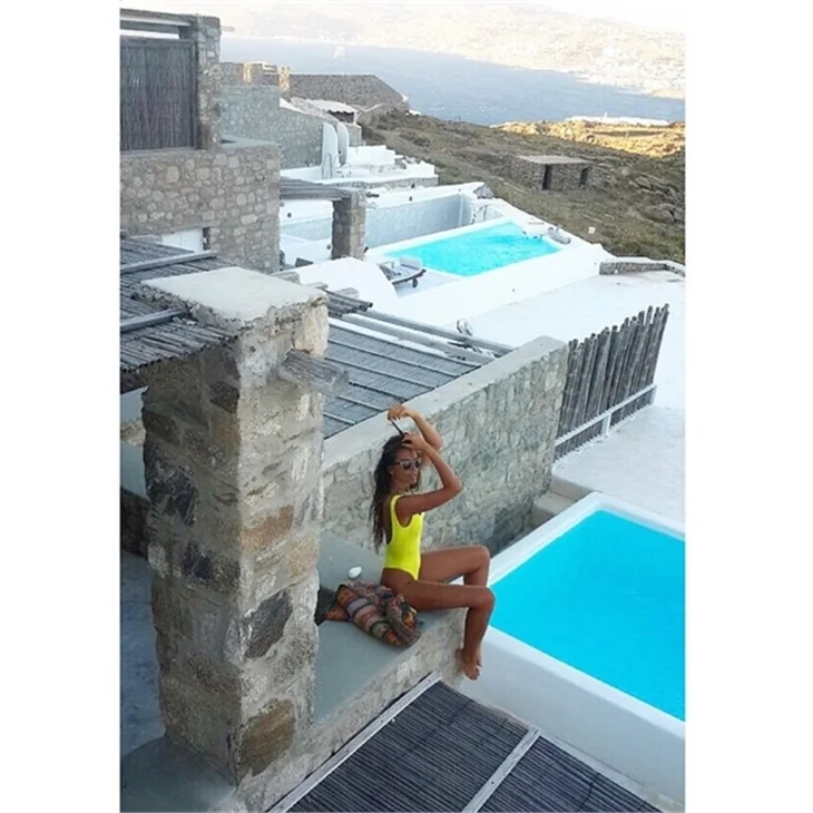 Eda Taşpınar tatile doyamıyor