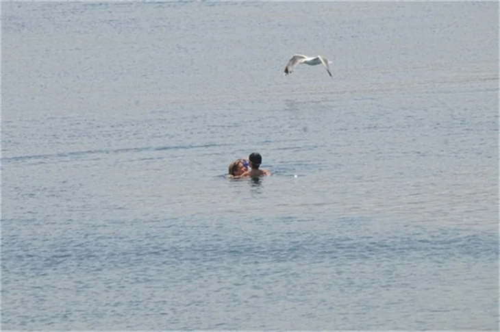 Gülben Ergen de tatil sezonunu açtı