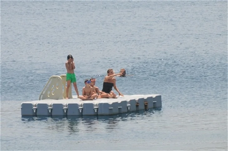 Gülben Ergen de tatil sezonunu açtı