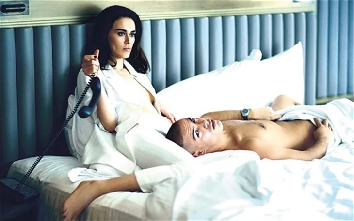 Ayşe Hatun Önal sezonu açtı!