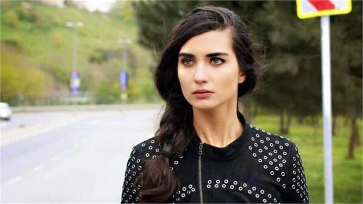 'Kara Para Aşk' ekibinden duygusal veda!