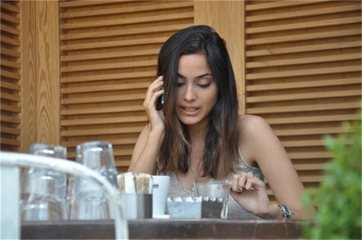 Rafet El Roman ve eşi Limonata Etiler'de yemek yedi
