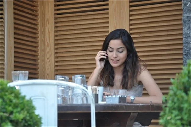 Rafet El Roman ve eşi Limonata Etiler'de yemek yedi