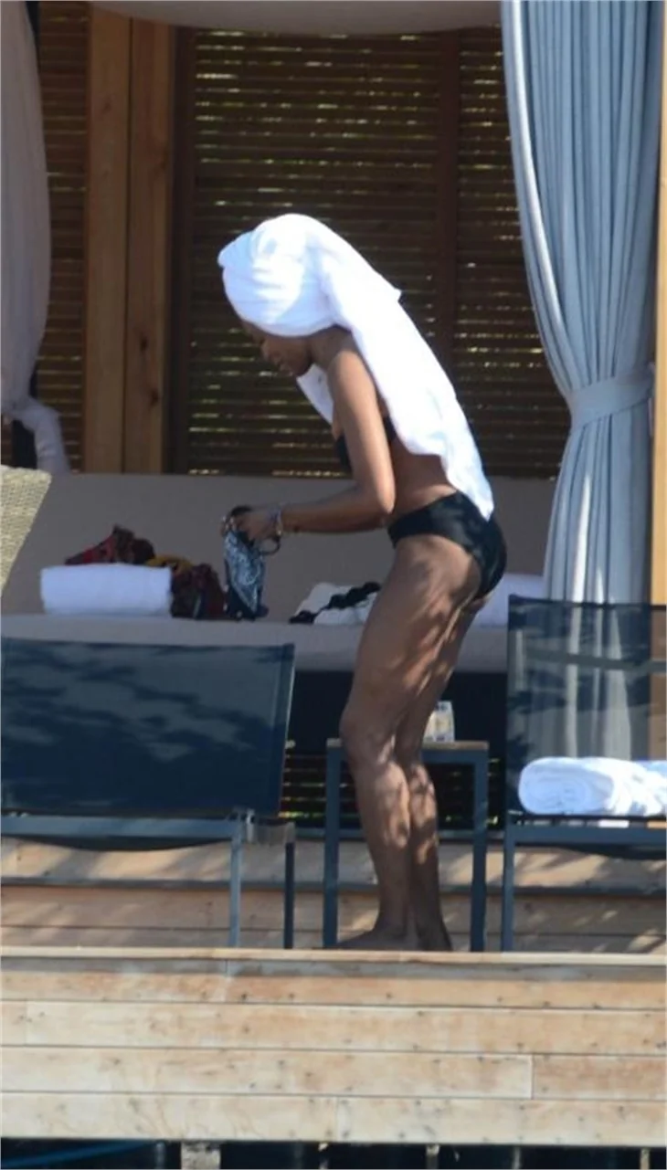 Bodrum aşığı Naomi Campbell!
