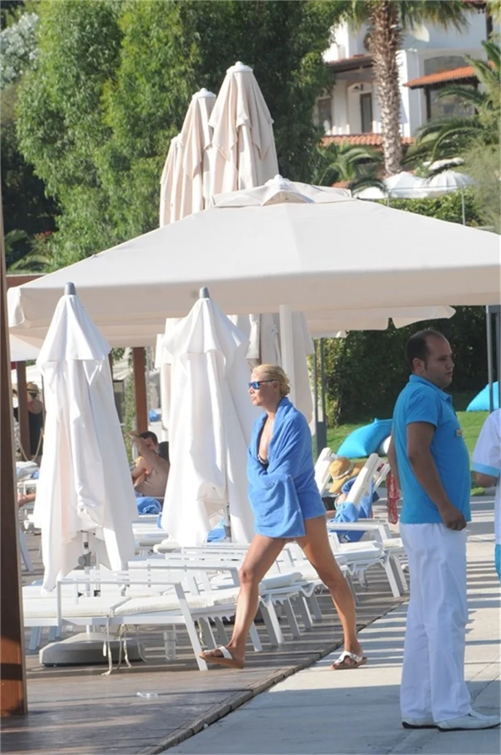 Banu Zorlu soluğu Bodrum'da aldı!