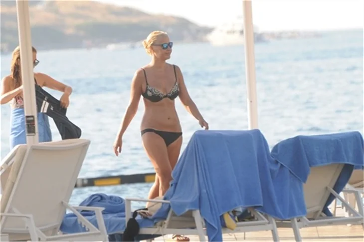 Banu Zorlu soluğu Bodrum'da aldı!