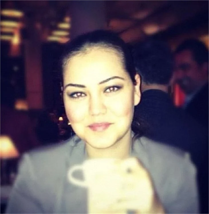 İşte Fahriye Evcen’in ablası
