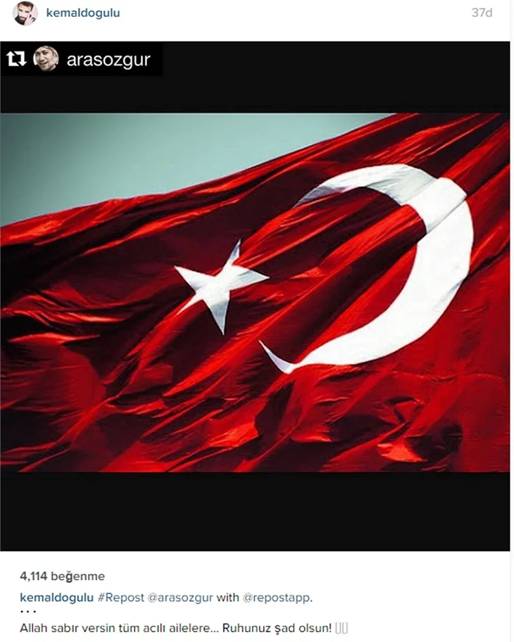 Ünlülerden teröre lanet mesajları
