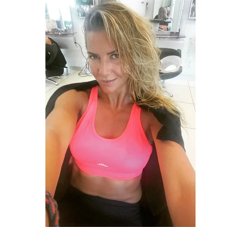 Ivana Sert'in seksi tatil kareleri