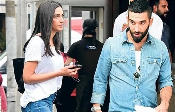 Aslıhan Arda'nın yanına taşındı