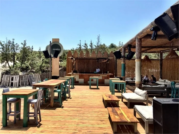 Alaçatı'nın eğlence rotası: Madeo Beach