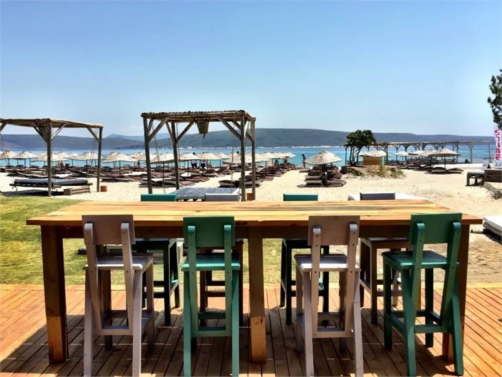 Alaçatı'nın eğlence rotası: Madeo Beach