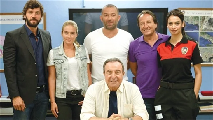 Arka Sokaklar'ın efsane ismi geri döndü